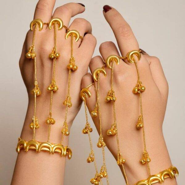 Chandra Lehera Collection – Gold-Finished Crescent Haathphool Hand Harness with Ghungroo Drops